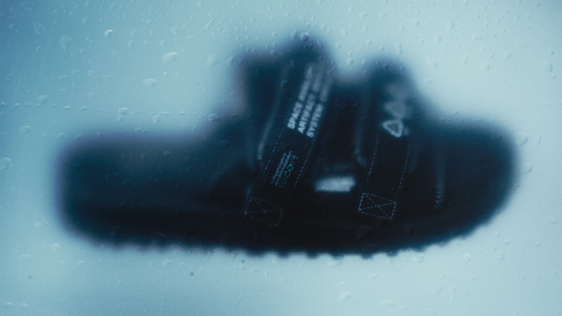 SPACE AVAILABLE × SUICOKE