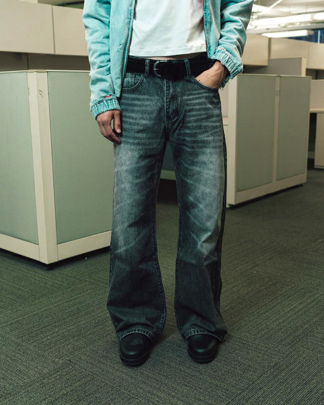 LAX BAGGY DENIM , whisker wash (BLK)