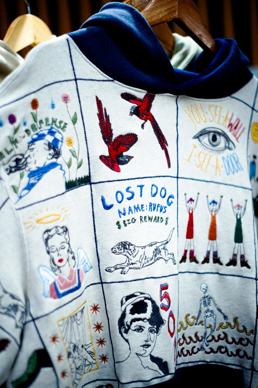 GALLERY 02 HOODIE