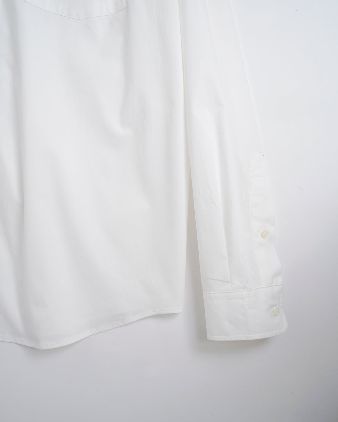 SHIRT BD NON-BINARY EMBROIDERY TWILL (WHT) - Baby's all right