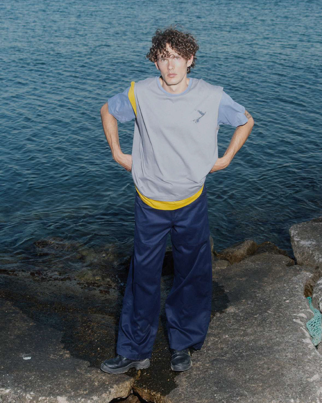 GREY/ MUSTARD SHORT SLEEVE LAYERED *LAST