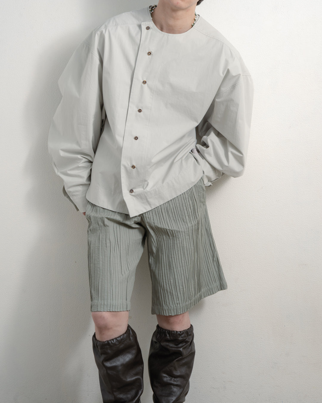 ASYMETRIC COLLARLESS POPLIN SHIRT (SVB)