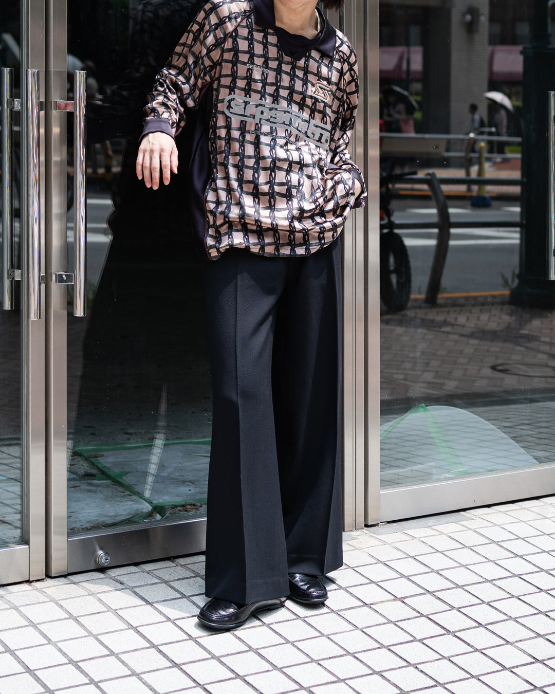 TEN (BLK)