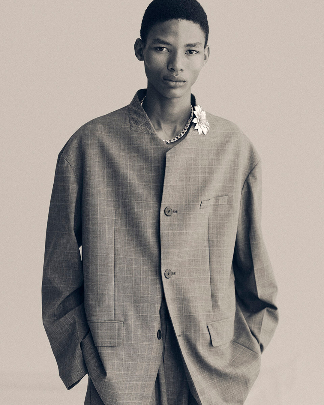 COLLARLESS OVERSIZED JACKET (CHC)