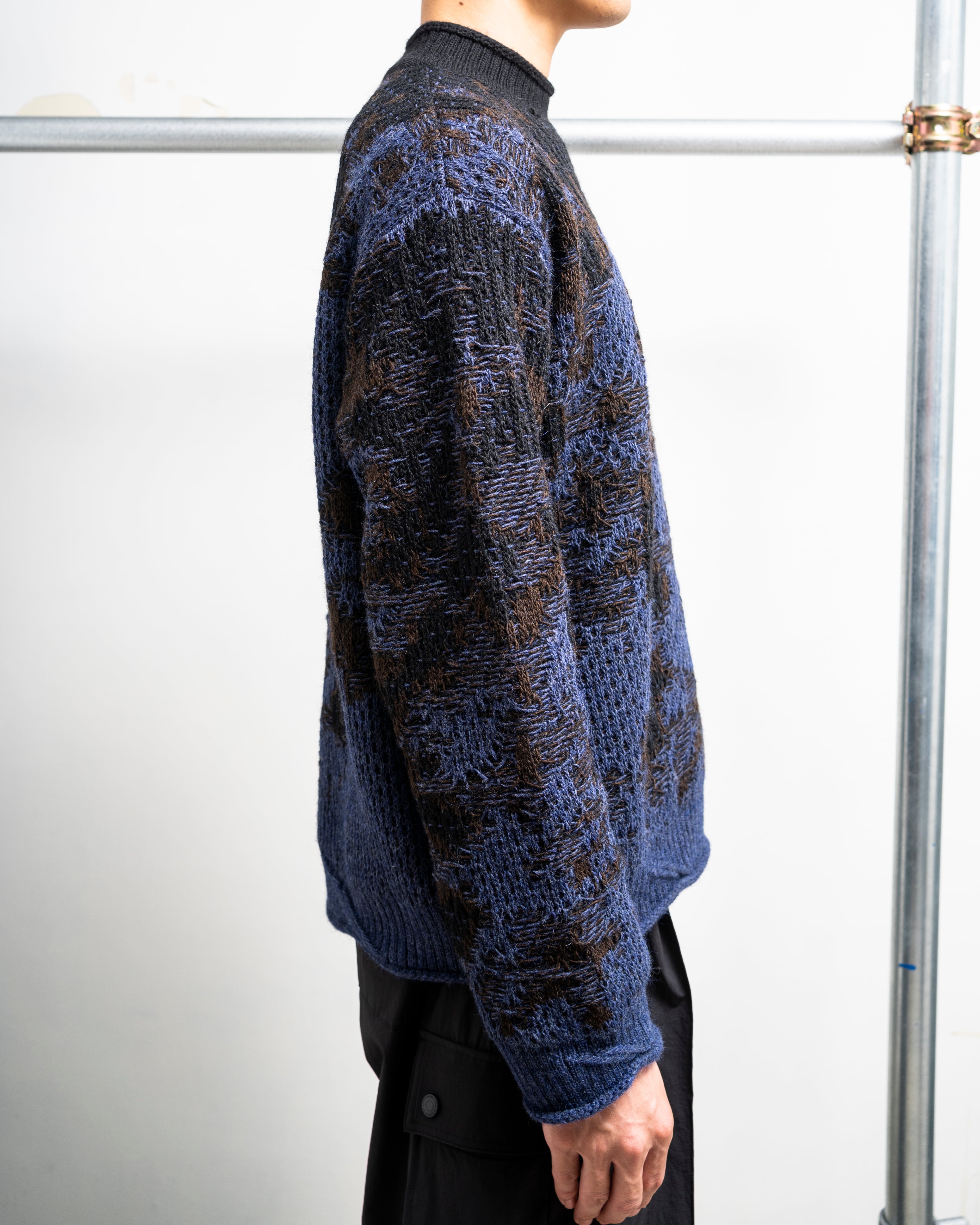 BLUE RUST KNIT SWEATER