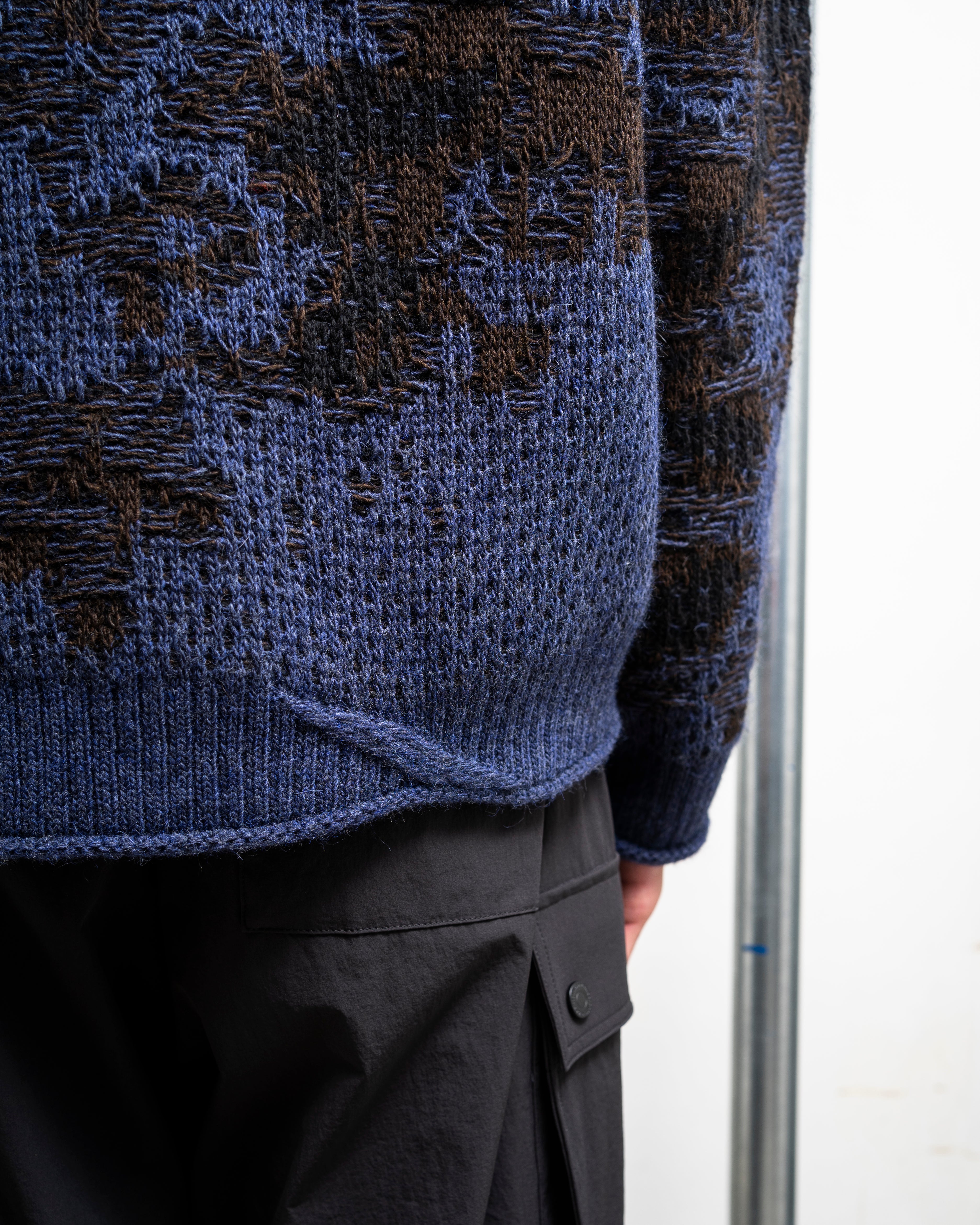 BLUE RUST KNIT SWEATER