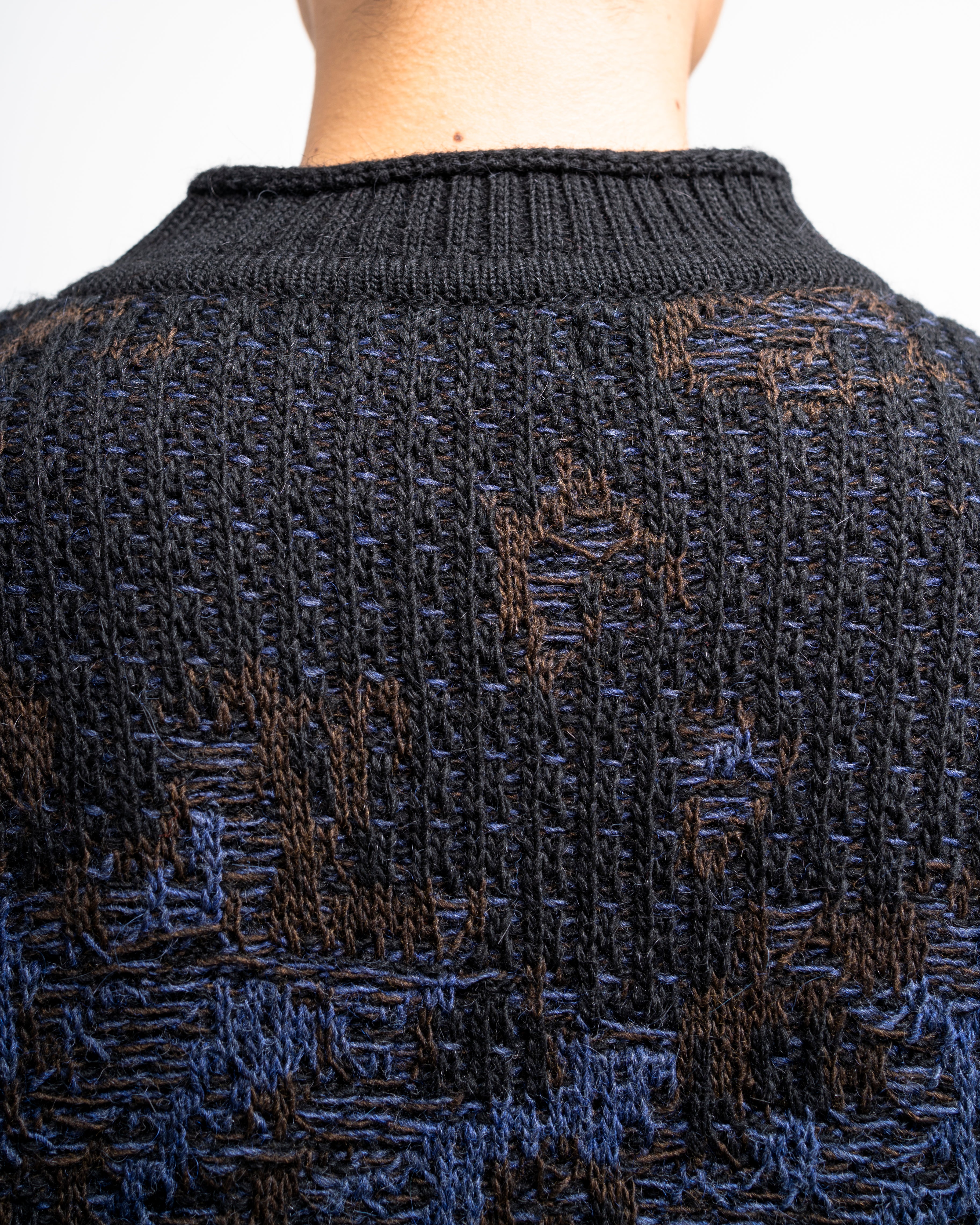 BLUE RUST KNIT SWEATER