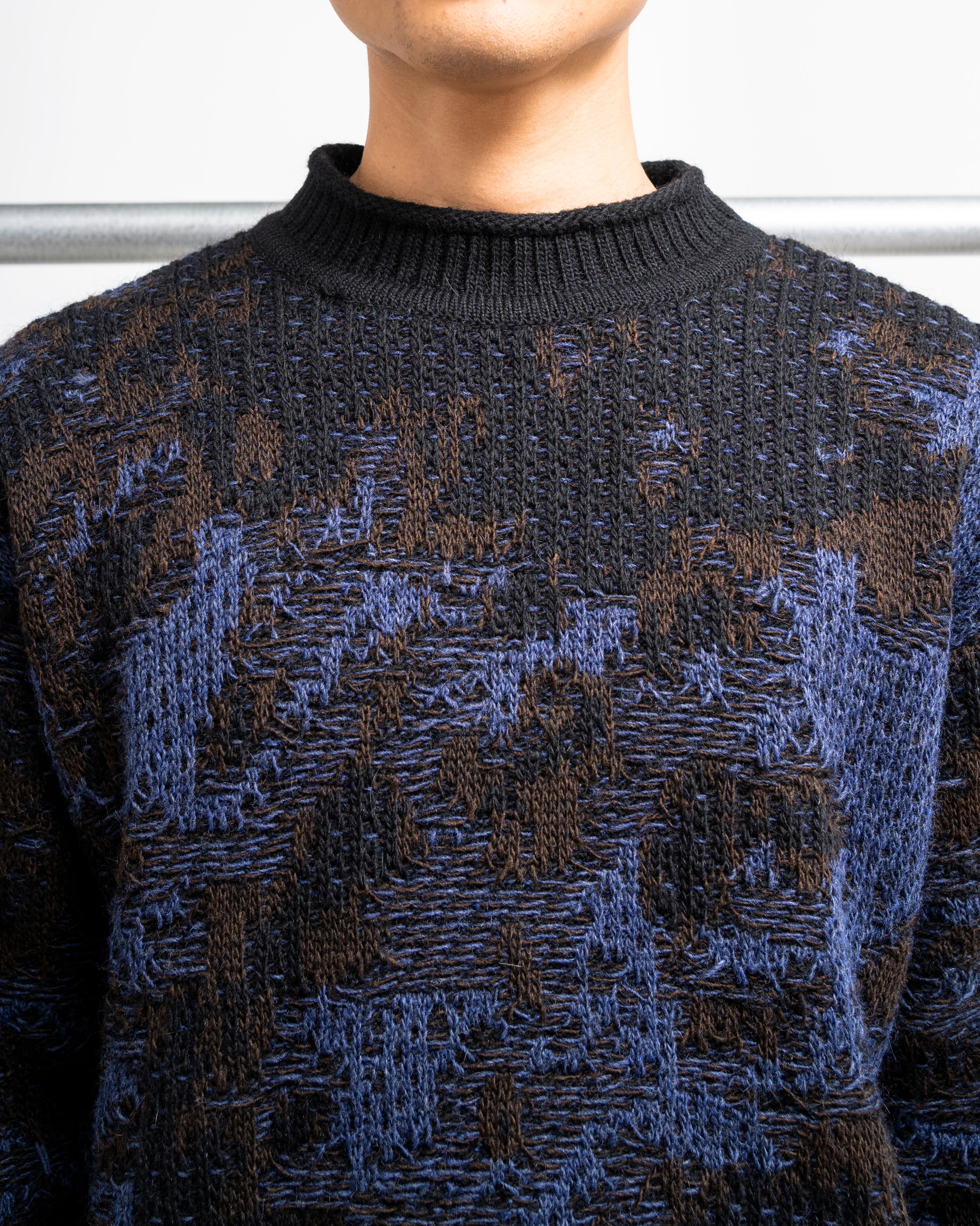 BLUE RUST KNIT SWEATER