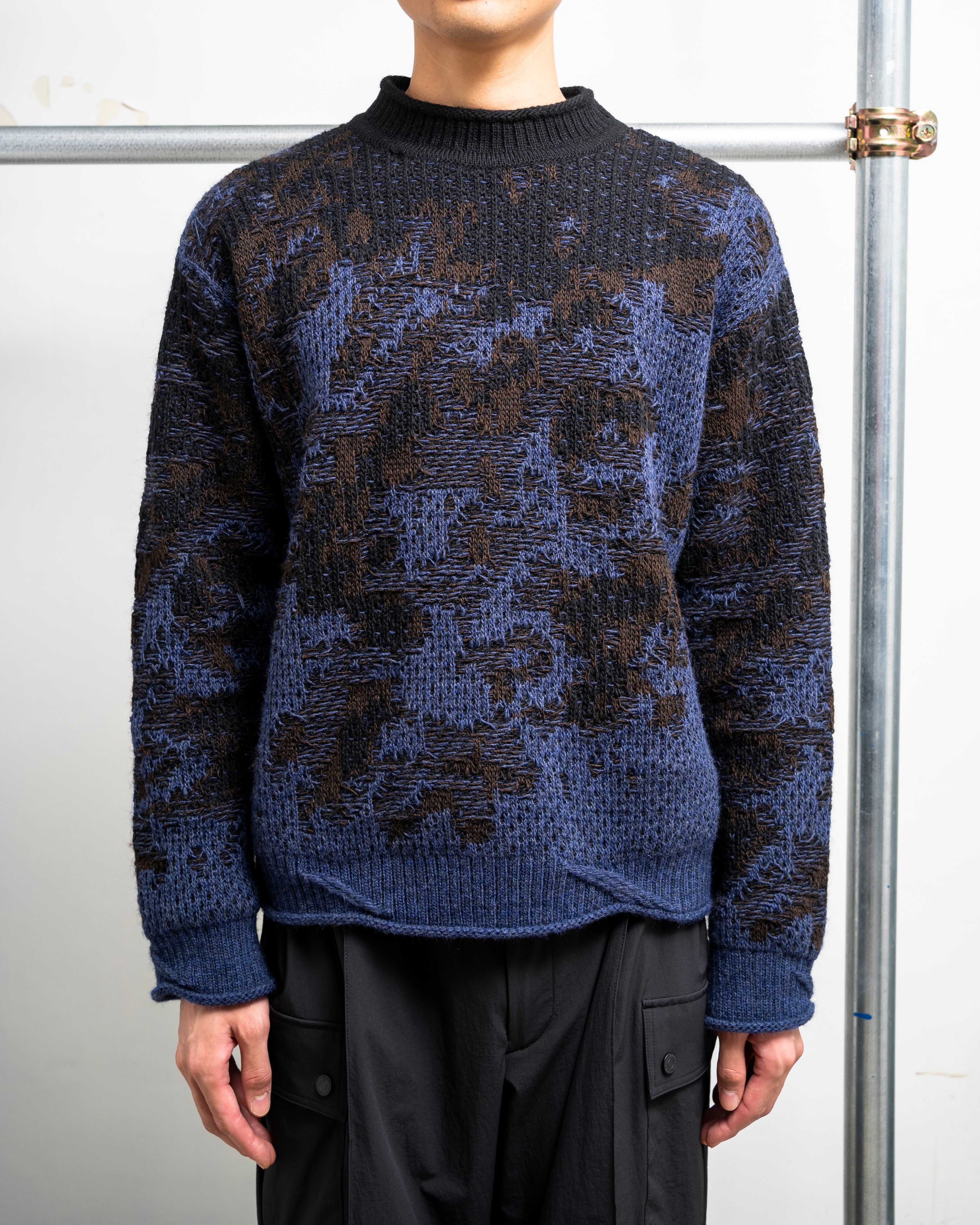 BLUE RUST KNIT SWEATER