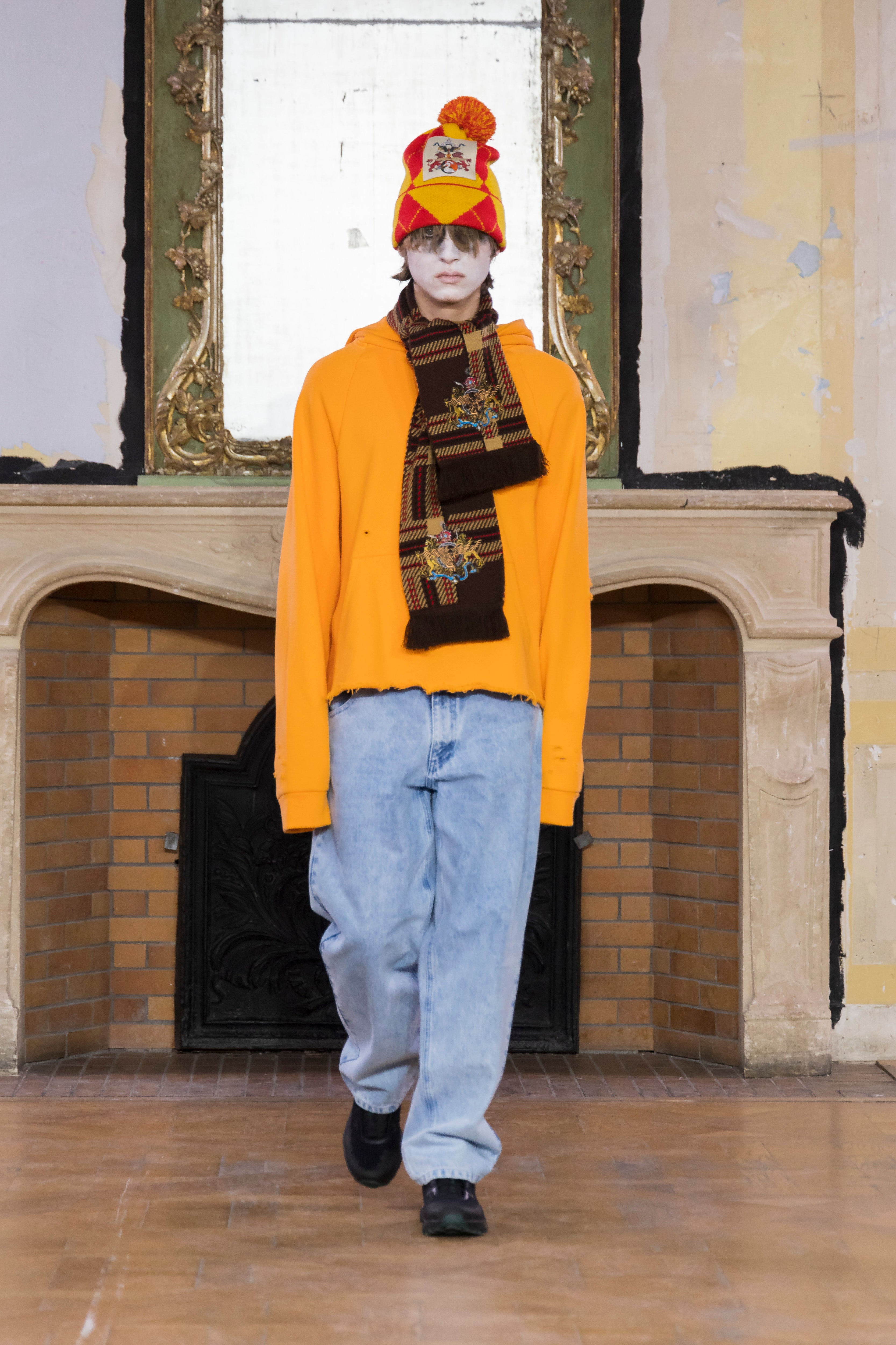 LIFEGUARD' PRINT DISTRESSED HOODIE