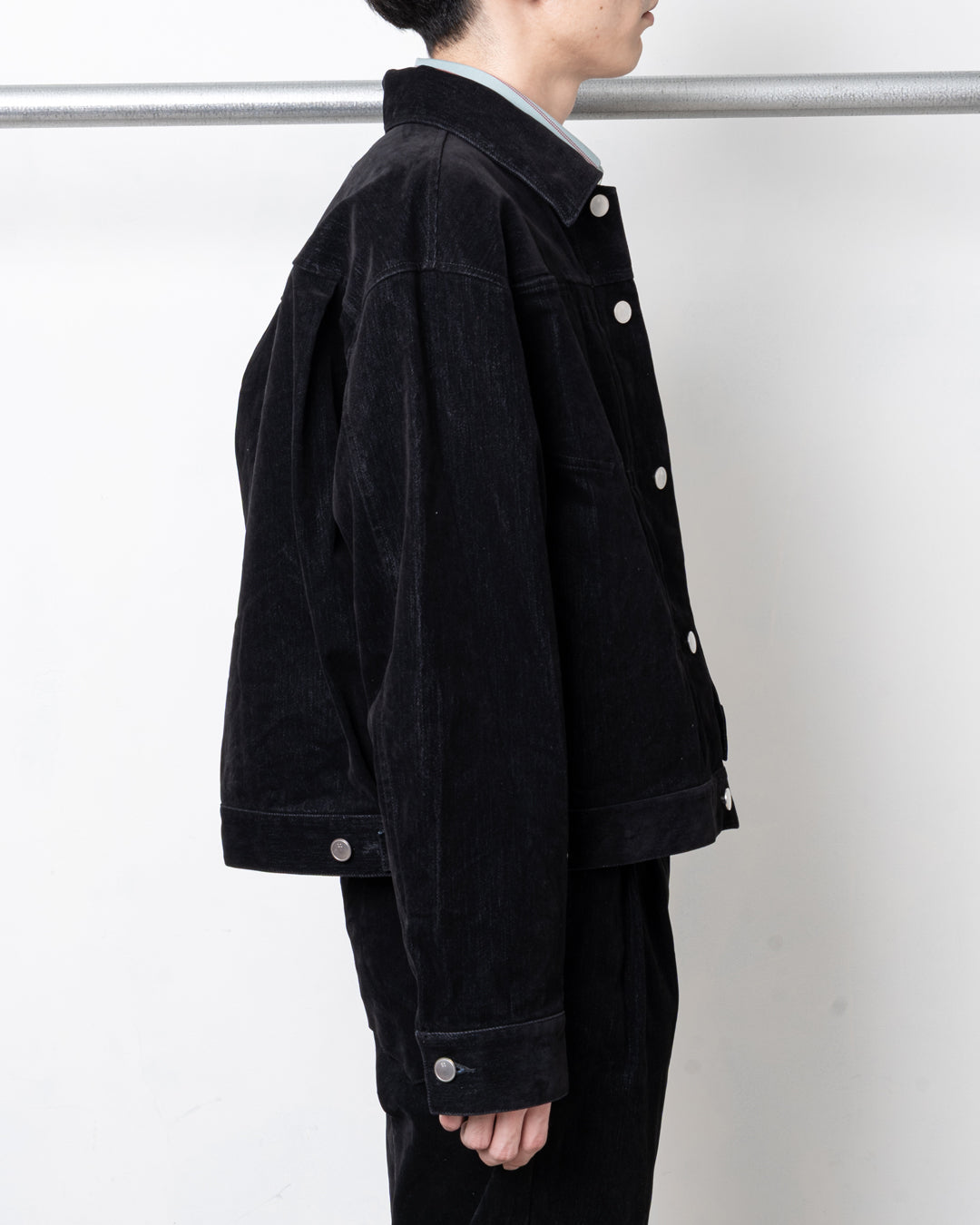 FLOCKED DENIM JACKET (BLK)