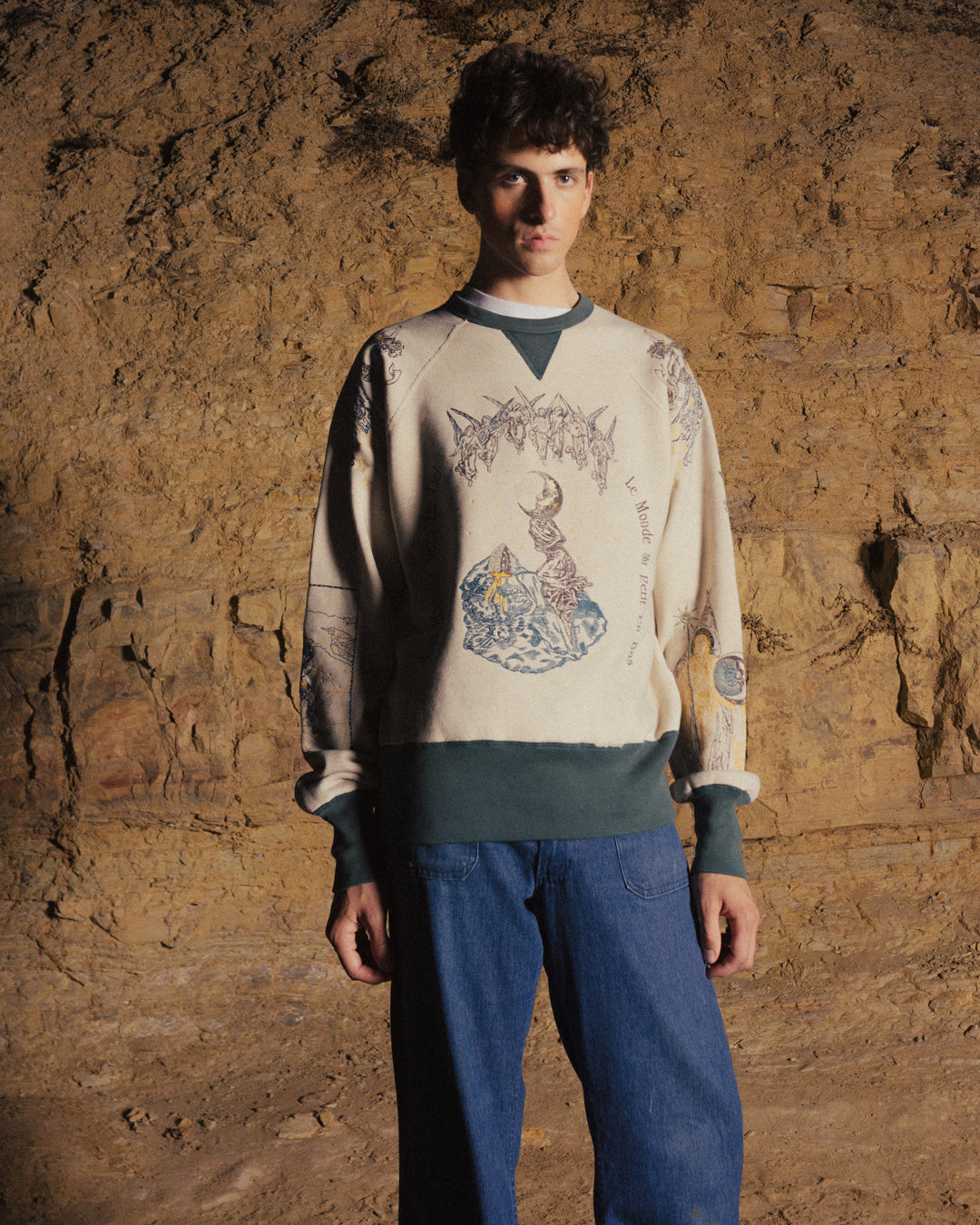 LA LUNA CREWNECK *LAST