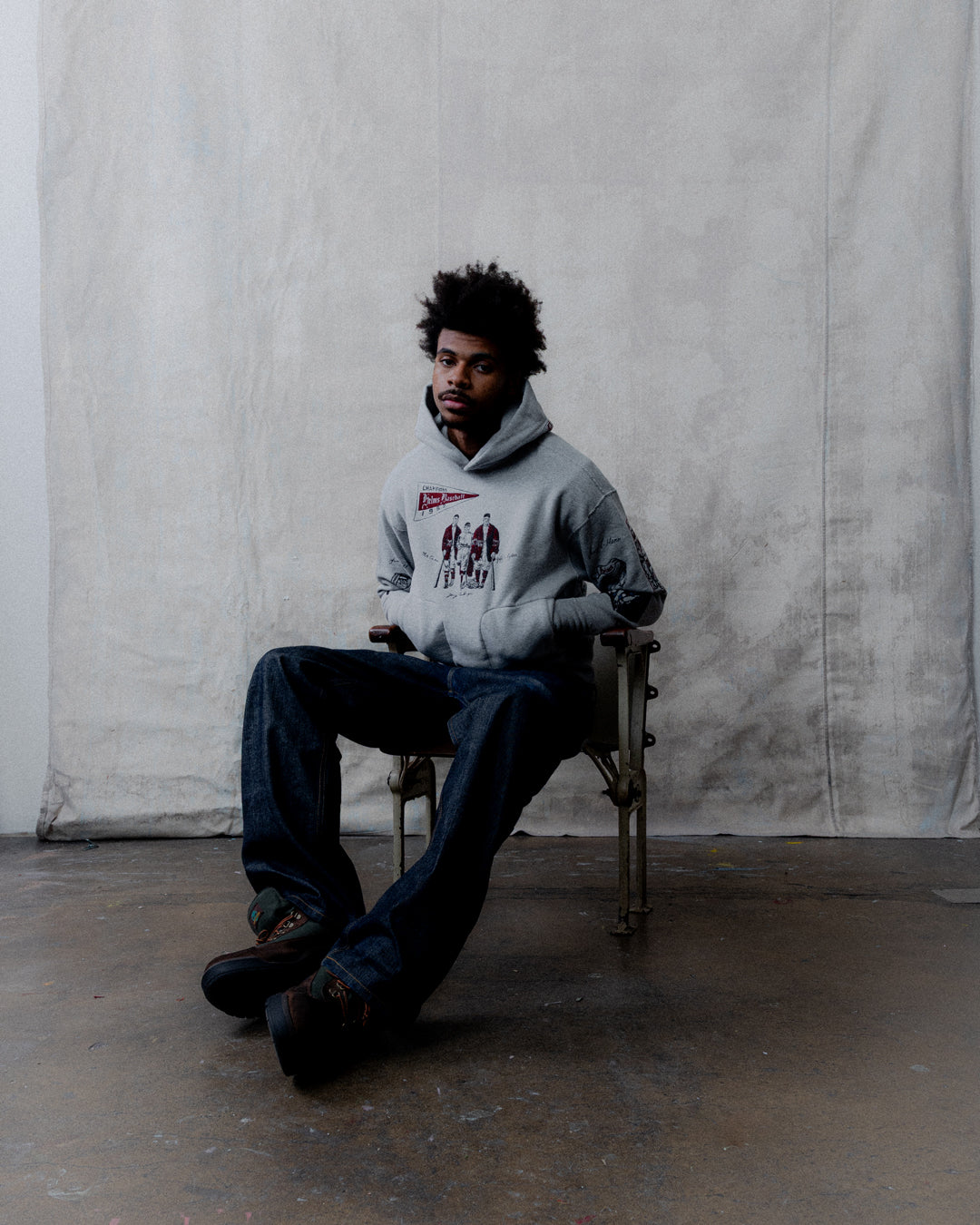 VARSITY HOODIE