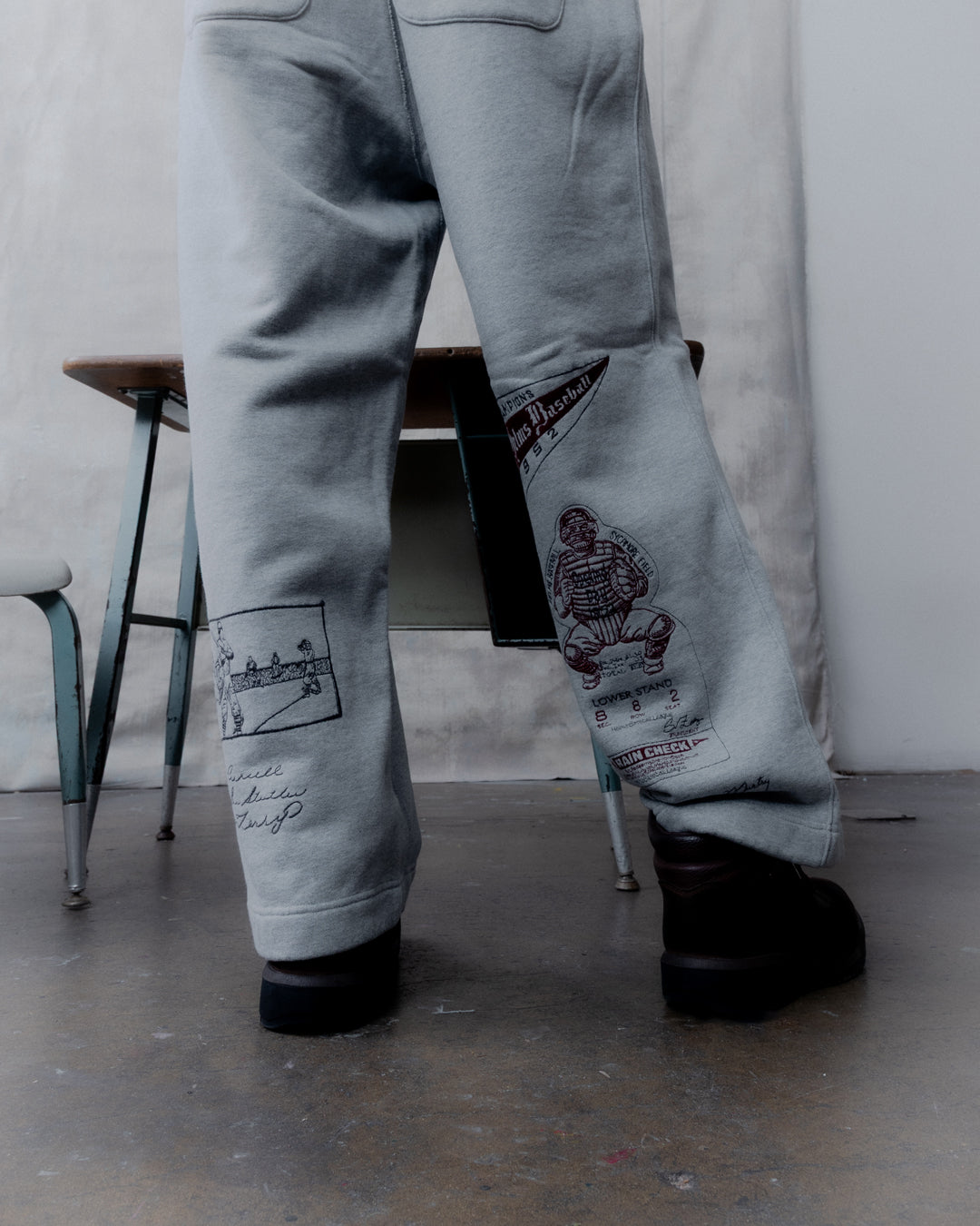 VARSITY SWEATPANT