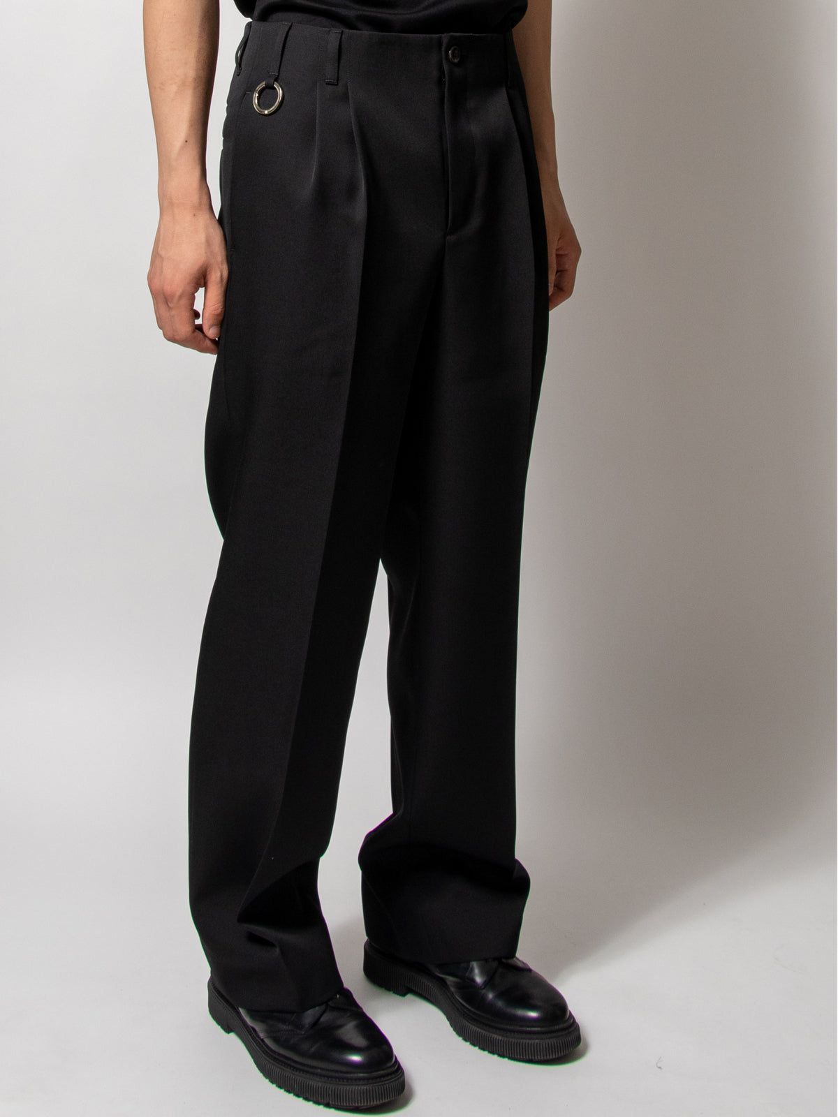 QUINN / Wide Tailored Pants (BLK)
