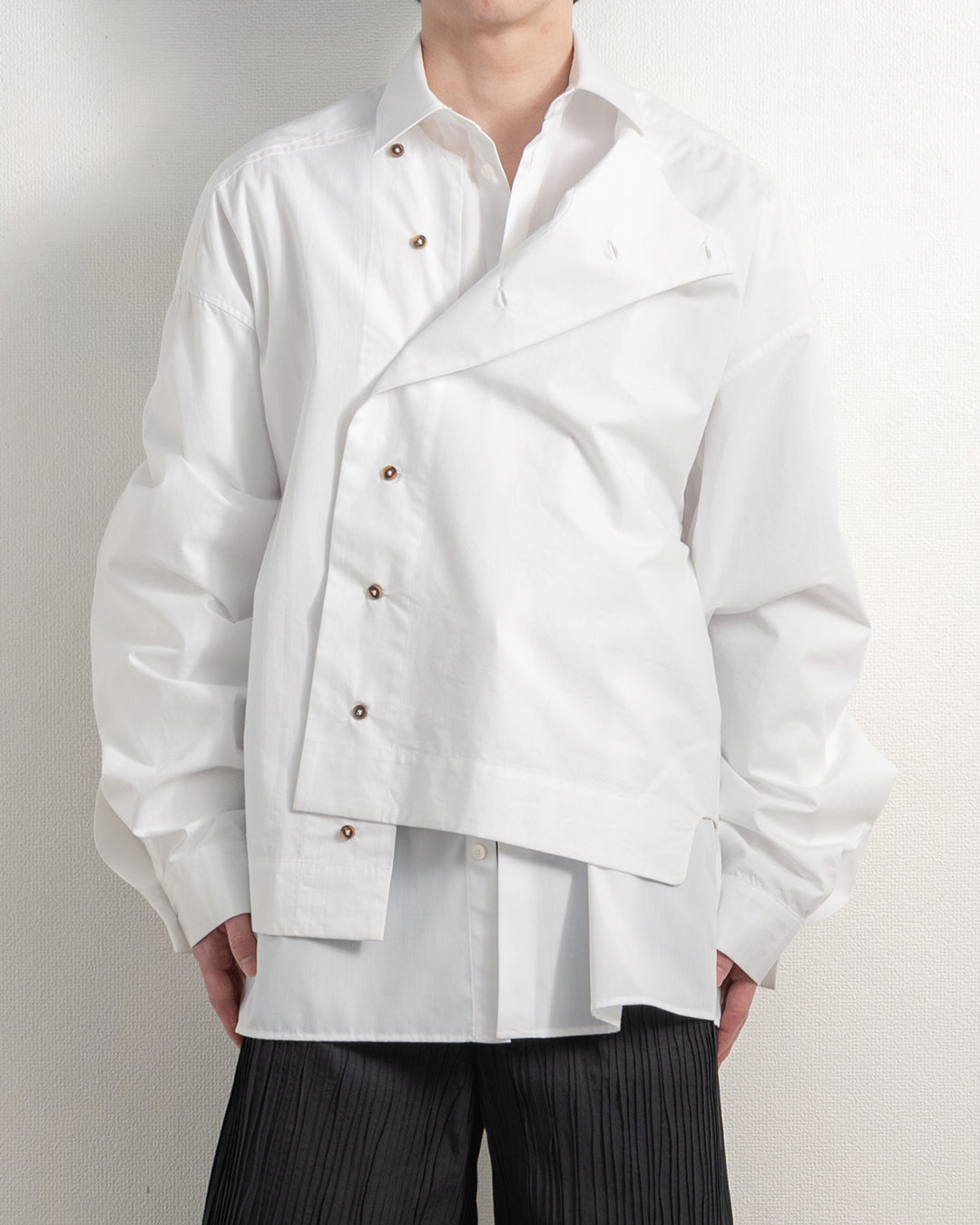 ASYMETRIC COLLARLESS POPLIN SHIRT (WHT) *LAST