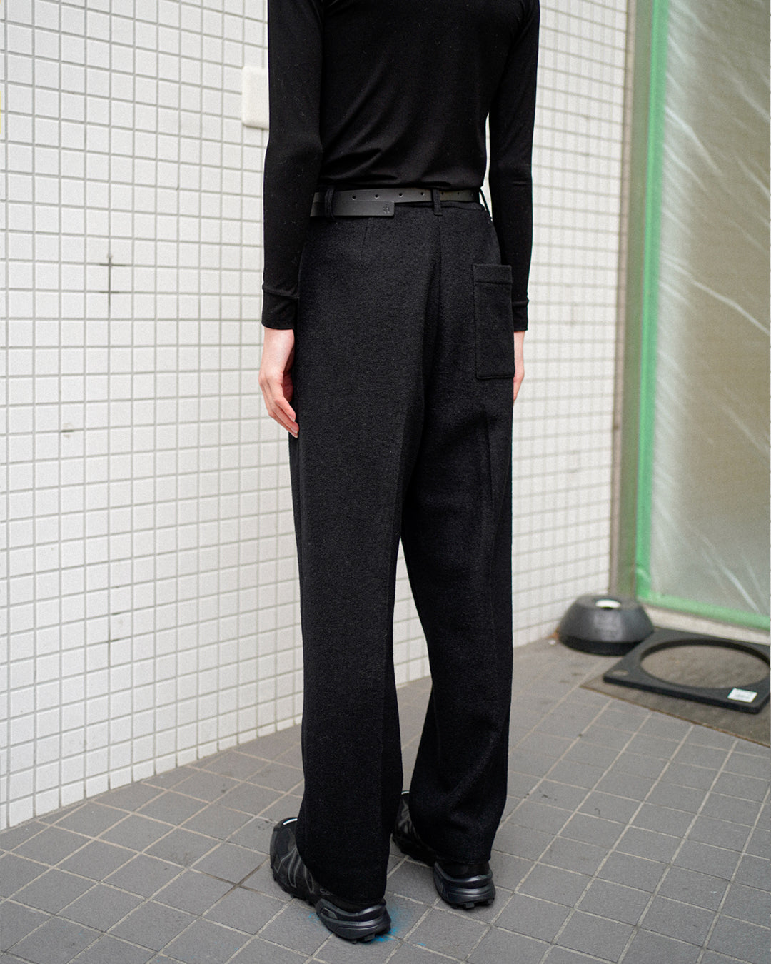 KAPOOR / WIDE TAPERED PANTS (BLK) - Baby's all right